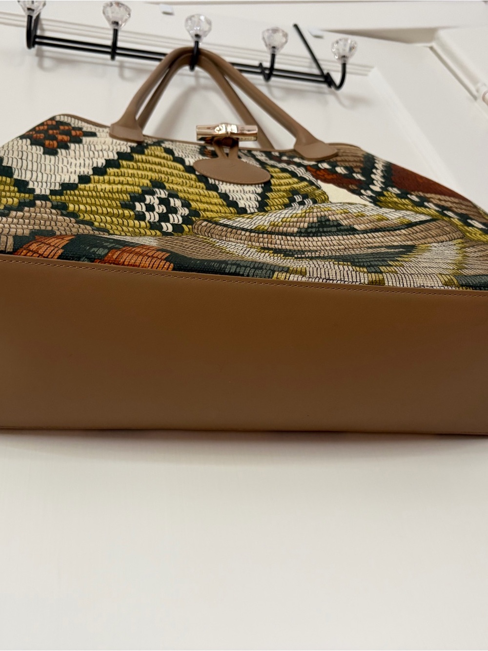 *RARE* Vintage Longchamp Woven Geometric Tote in Tan, Olive & Cream - Picture 3 of 8